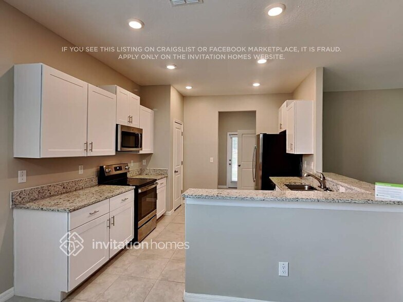 Building Photo - 9647 Flourish Dr.