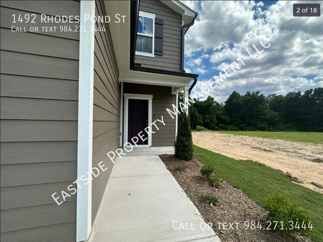 Building Photo - 1492 Rhodes Pond St