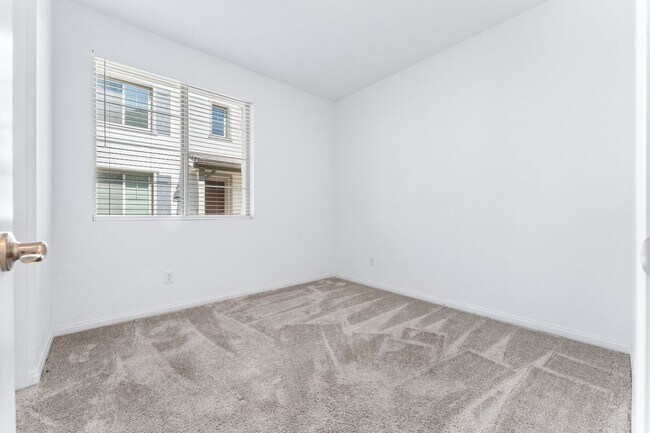 Building Photo - 16616 Strategy Pl