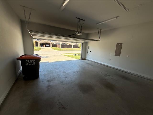 Building Photo - 2113 Caroline St