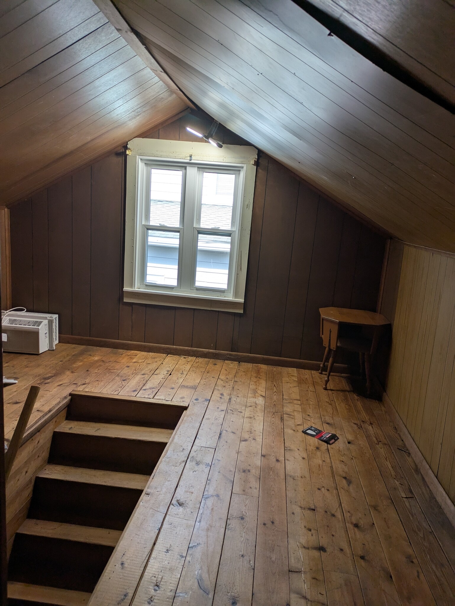 Loft - 22 Everittstown Rd