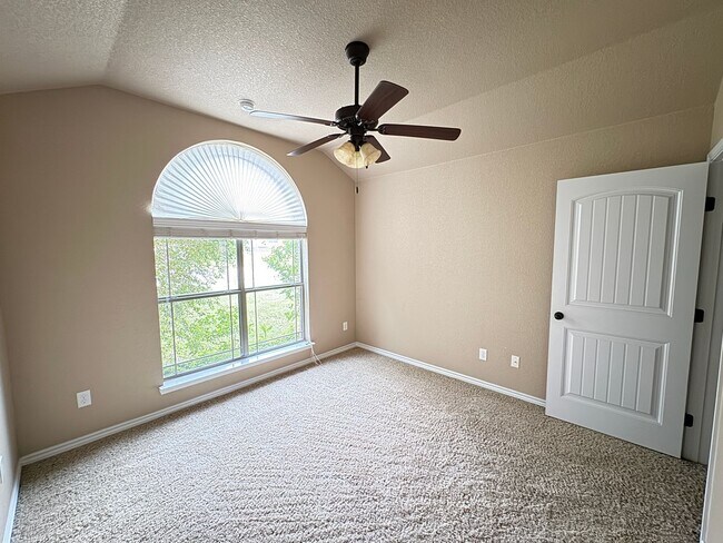 Building Photo - 708 Cody James Dr