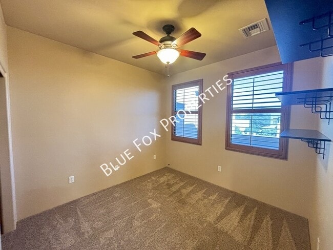 Building Photo - 4688 N Belgravia Rd