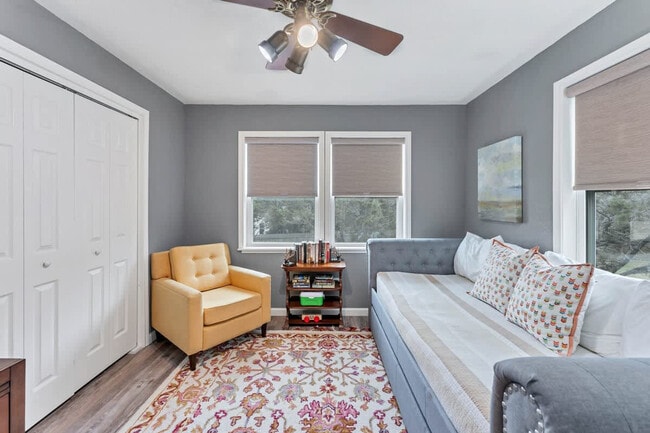 Building Photo - 1142 Amanda