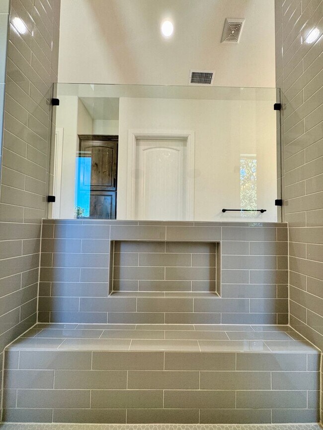 Building Photo - Reata Ranch Home - Peaster ISD