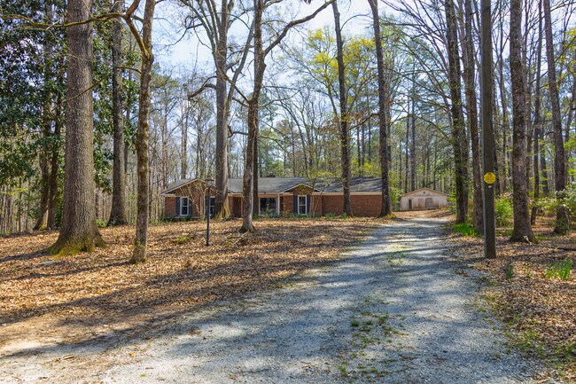 Building Photo - 1026 Denney Rd