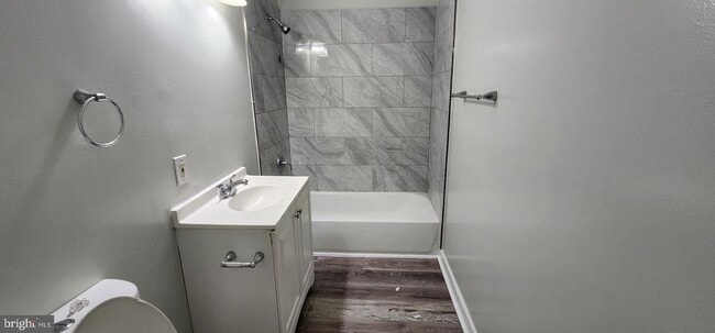 Building Photo - 1219 Marcy Ave