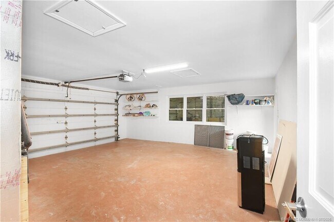 Building Photo - 4 Copaire Rd