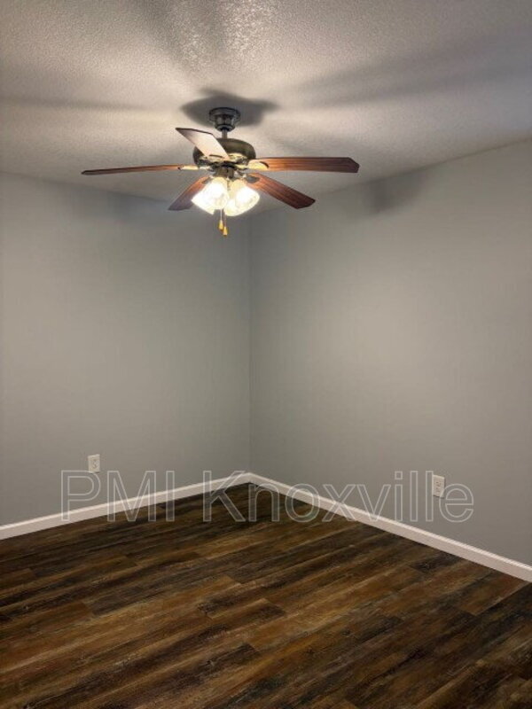 Building Photo - 4136 Larigo Dr