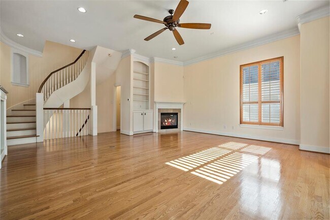 Building Photo - 4008 Childress St