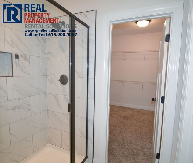 Building Photo - All brick 4 bedroom home plus Bonus room! Garage and covered patio!