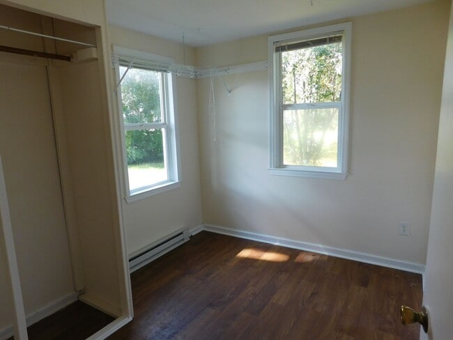 Building Photo - 2208 1/2 Spencer Avenue