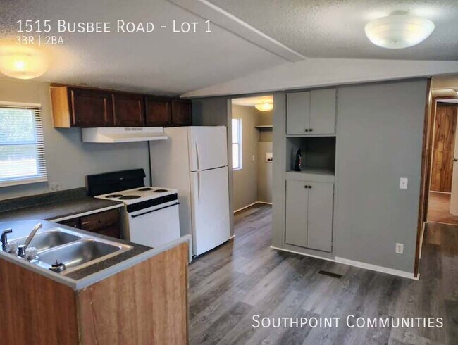 Building Photo - 1515 Busbee Rd
