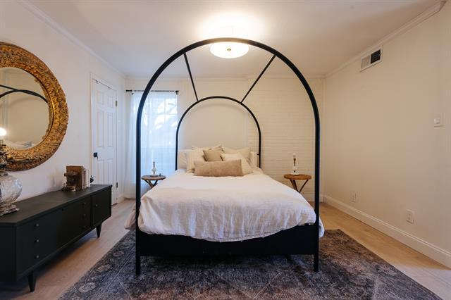 Building Photo - 5916 Birchbrook Dr