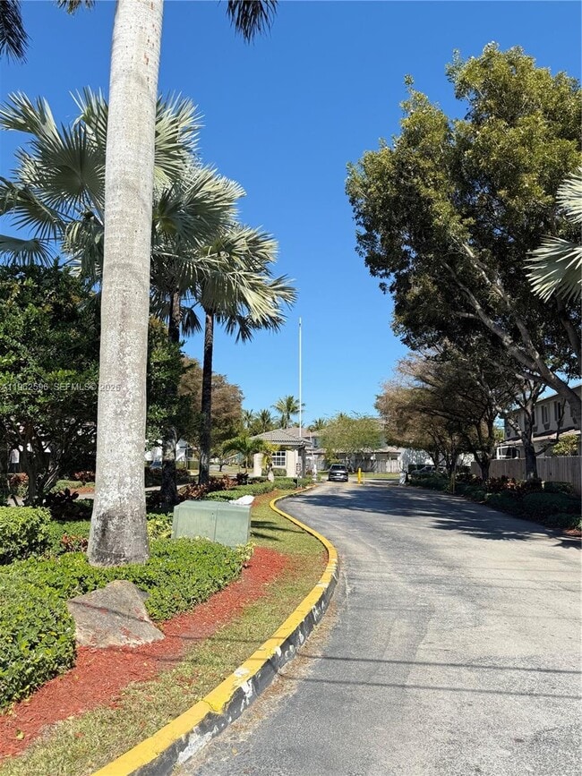 Building Photo - 2223 SE 23rd Ave