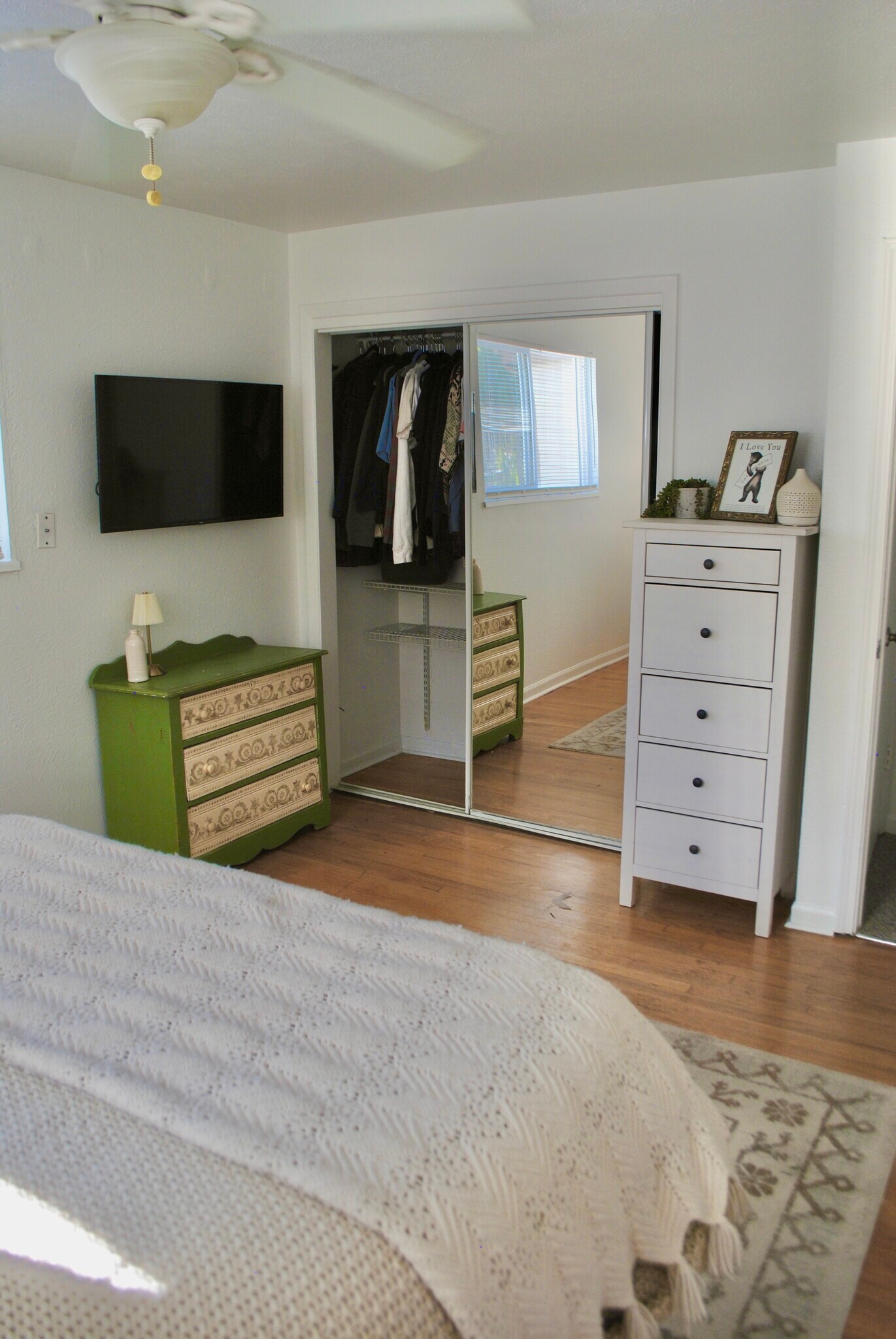 Building Photo - 2751 S Reed St