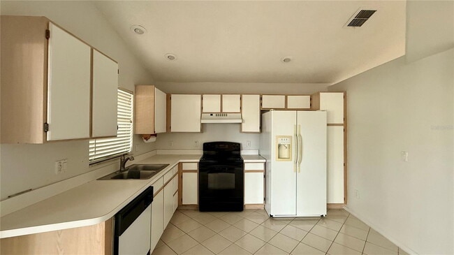 Building Photo - 3293 Brewster Dr