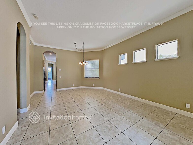 Building Photo - 6260 Parmeron Ln
