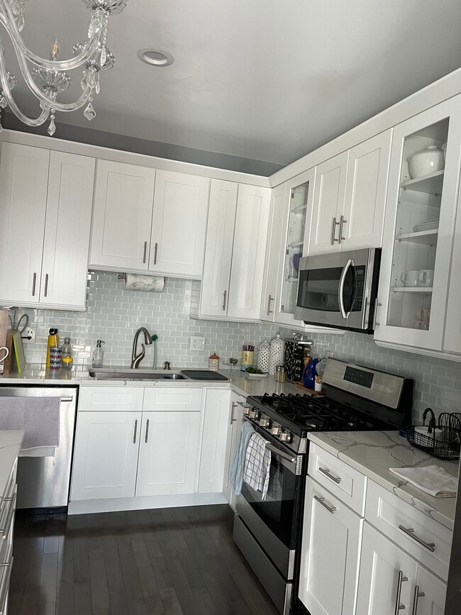 Building Photo - 13927 Bailiwick Terrace