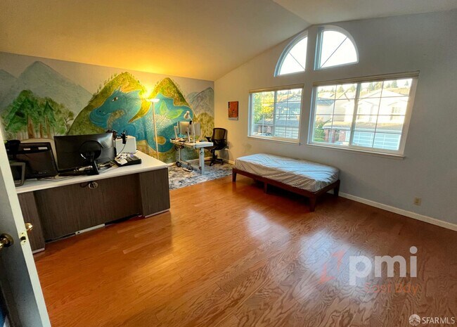 Building Photo - 980 Springview Cir