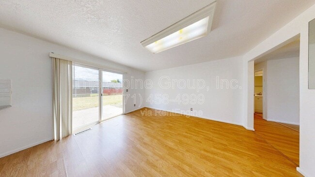 Building Photo - 2314 SE 53rd Ave