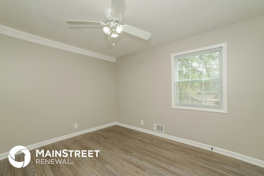 Building Photo - 608 Upland Ridge Dr NW