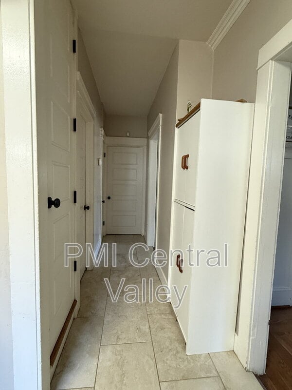 Building Photo - 416 Sycamore Ave