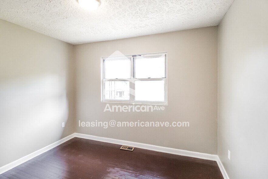 Building Photo - 336 Johns Rd