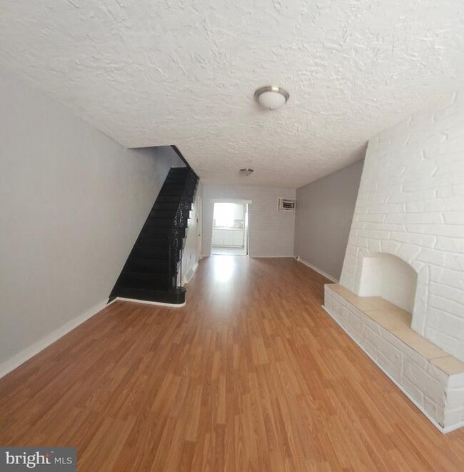 Primary Photo - 3114 Livingston St