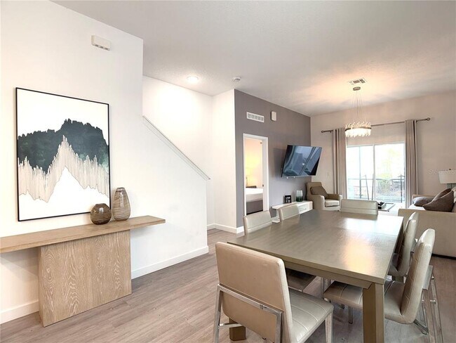 Building Photo - 332 Famagusta Dr