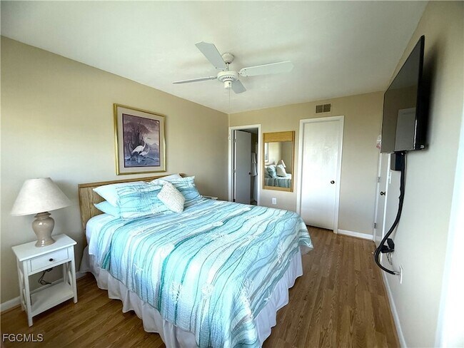 Building Photo - 6891 Estero Blvd
