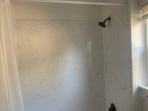 Building Photo - 149 W 21st St