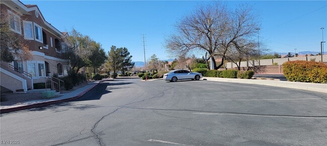 Building Photo - 830 Carnegie St