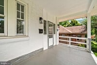 Building Photo - 428 Brookhurst Ave