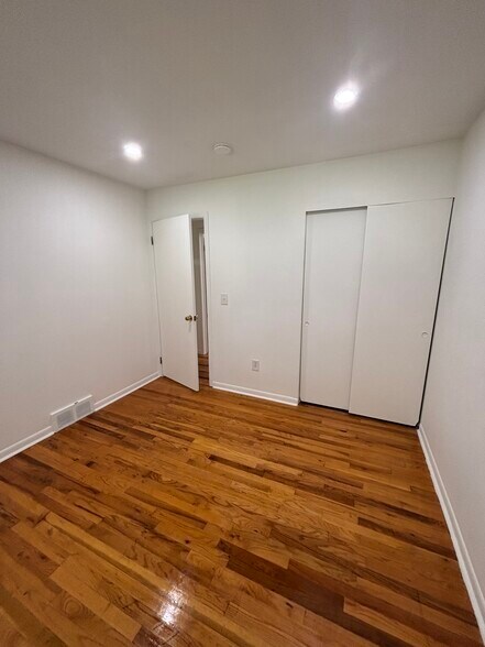 Back left bedroom - 6095 S Mohawk Ave