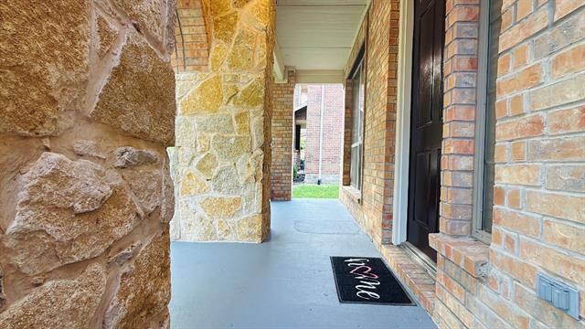 Building Photo - 14006 Stevens Point Dr