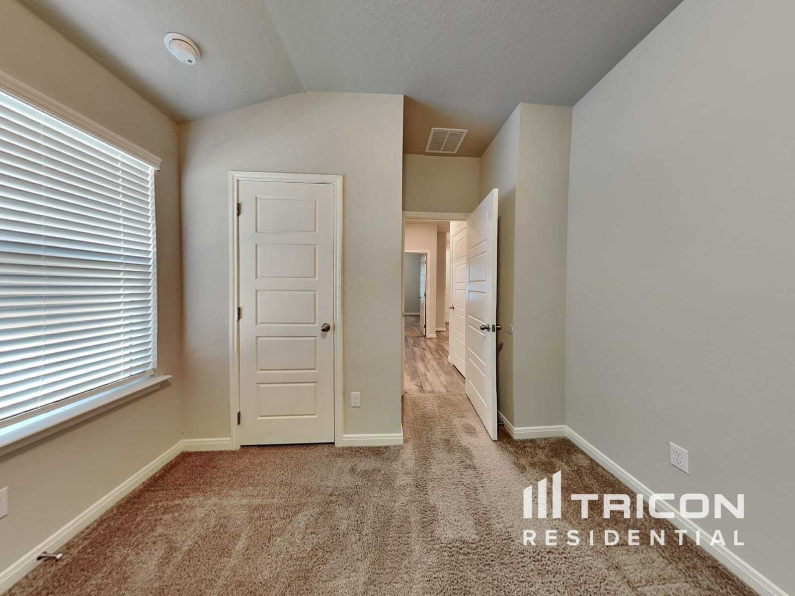 Building Photo - 5815 Zoey Wy