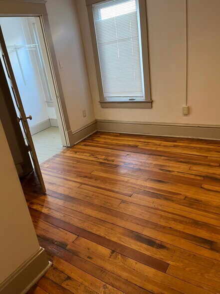 Bedroom 2 - 117 N Front St