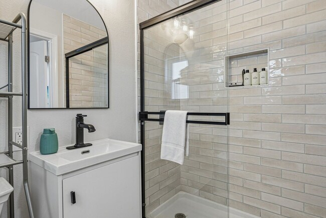Building Photo - 359 Billfish Ave