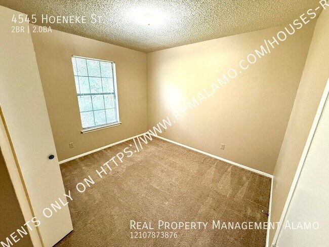 Building Photo - 4545 Hoeneke Dr