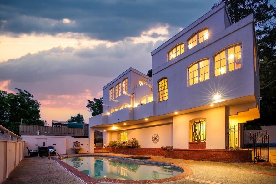 Building Photo - 112 Sunset Ter