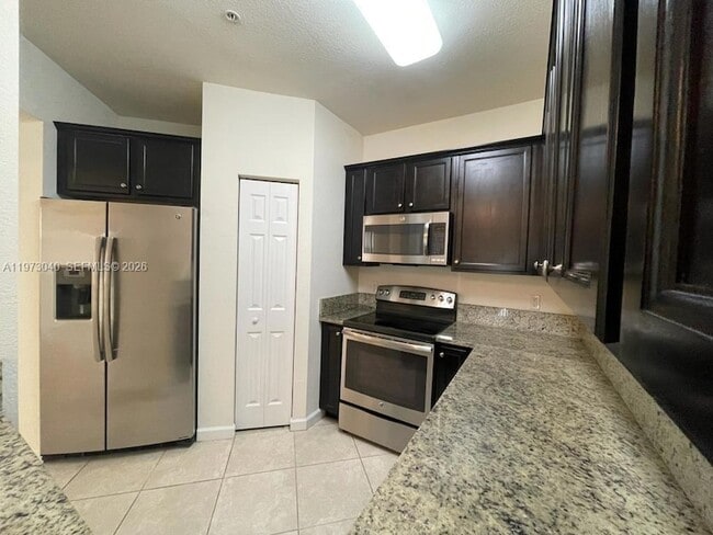 Building Photo - 10600 NW 88th St