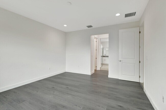 Building Photo - 13382 SW Ibis Shores Rd