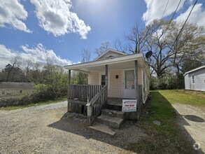 Building Photo - 1407 Cooper St