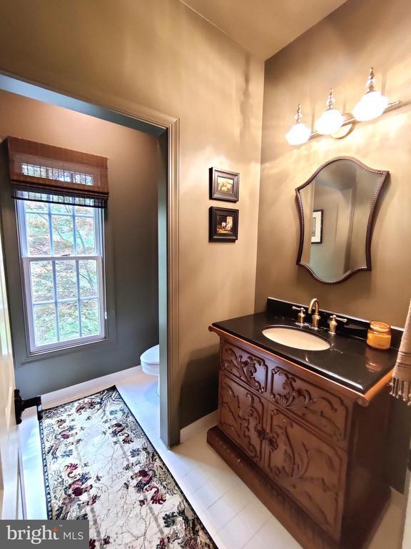 Building Photo - 7500 Tahoe Ct