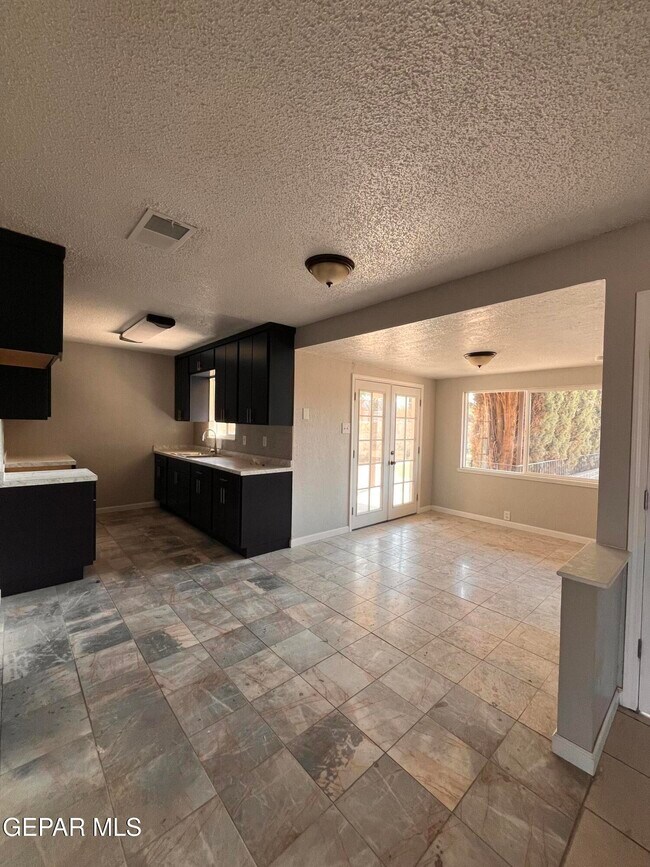 Building Photo - 2325 Ken Venturi Ln