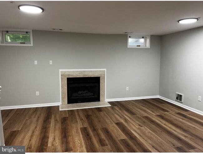 Building Photo - 9212 Owings Choice Ct