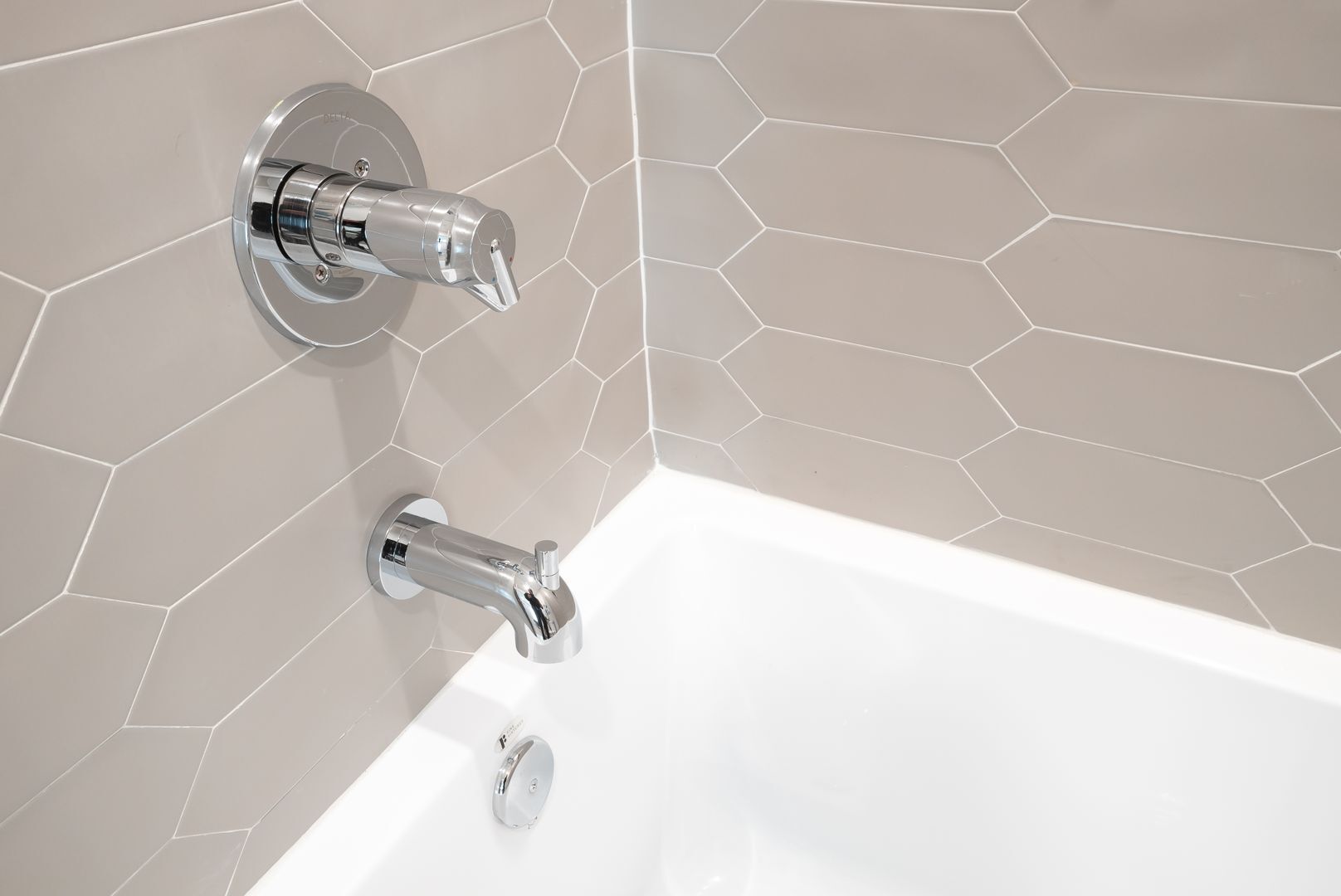 Interior Photo - Washington Court (52 W)