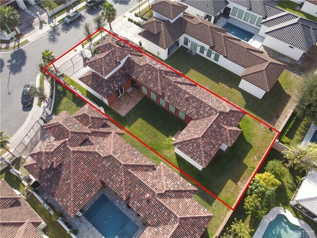 Building Photo - 29 Pecan Ave