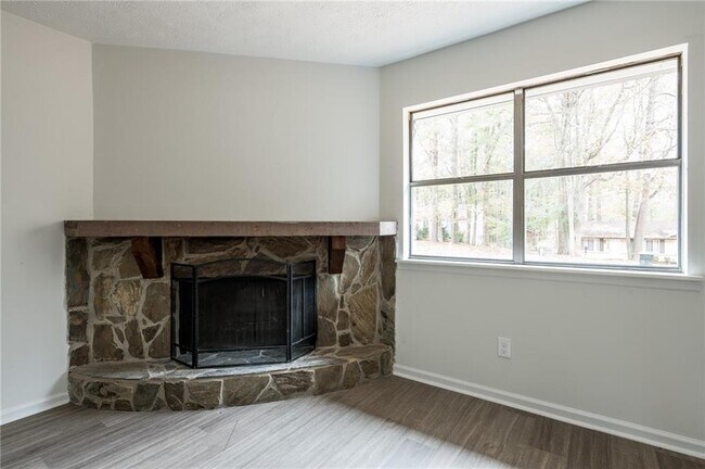 Building Photo - 9250 Woodgreen Way